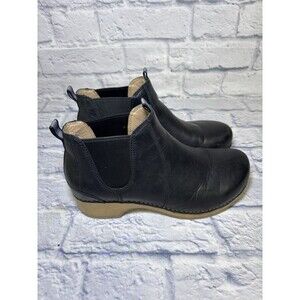 Dansko Women’s Becka Black Oiled Leather Pull-Up Boot, Size EU 39 / 8.5